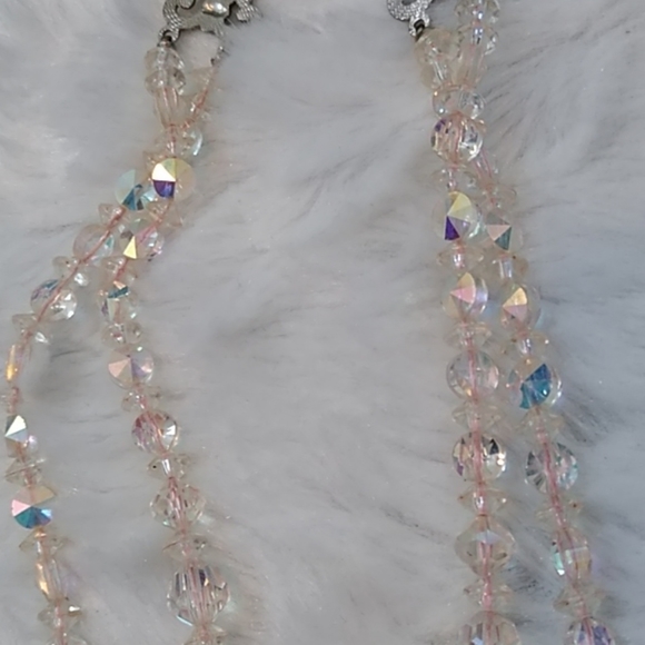 3/$15 Vintage Choker - Picture 7 of 8